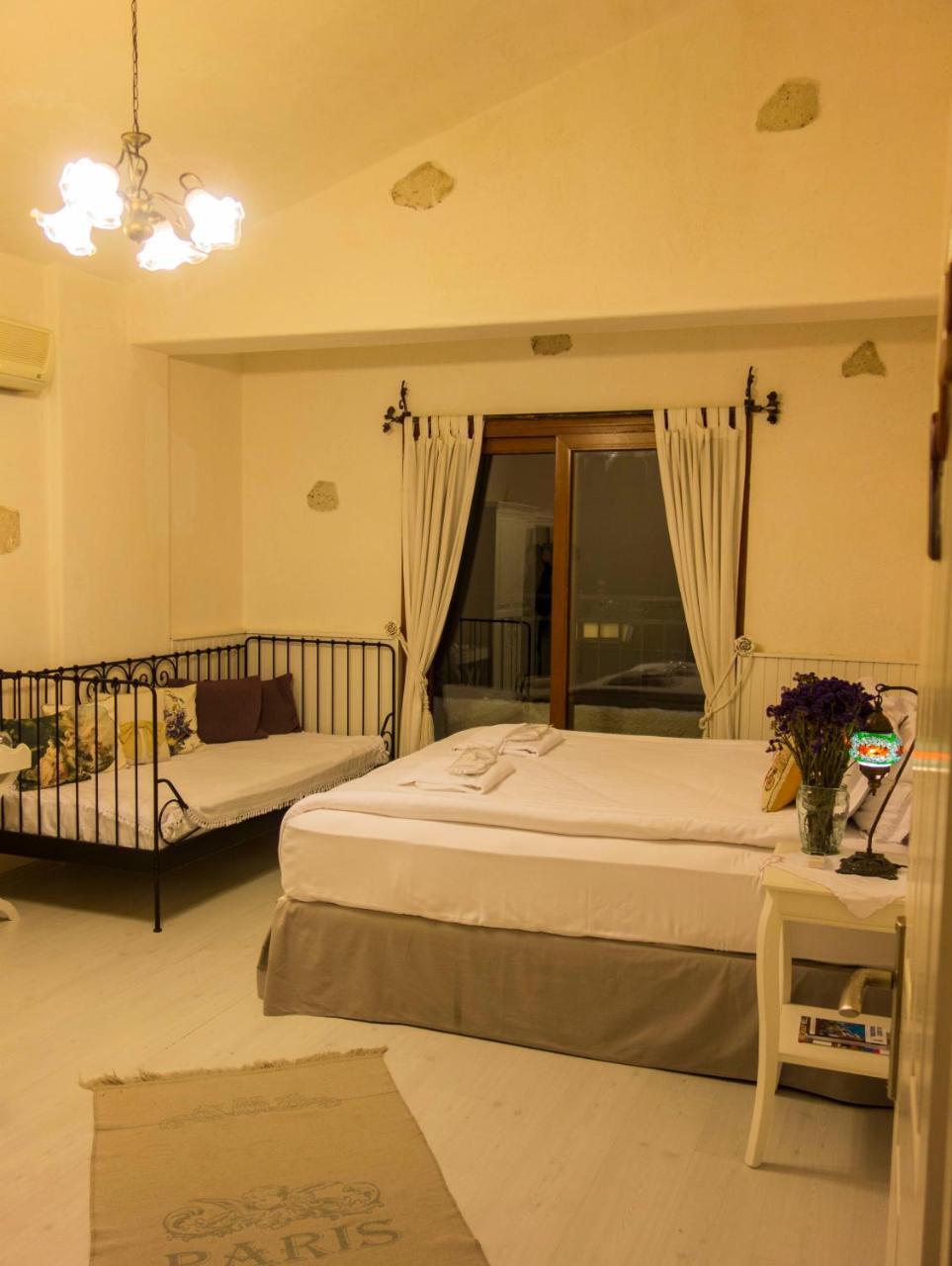 Peri Art Hotel Алачати Экстерьер фото